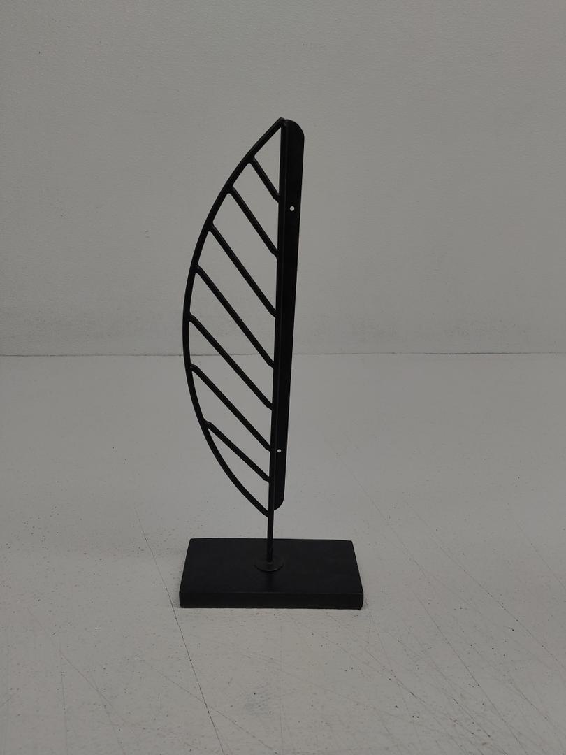 Bambeco 14In Wooden Metal Leaf