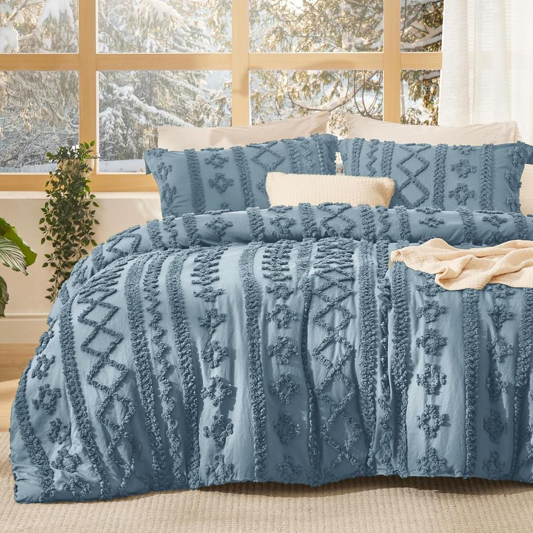 Bedsure Tufted Boho Comforter Set Queen Size - Dusty Blue Boho Bed Set, Gentle Soft 3 Pieces Farmhouse Shabby Chic Embroidery Bedding, Gifts for Women, Soft Jacquard Queen Comforter for All Seasons