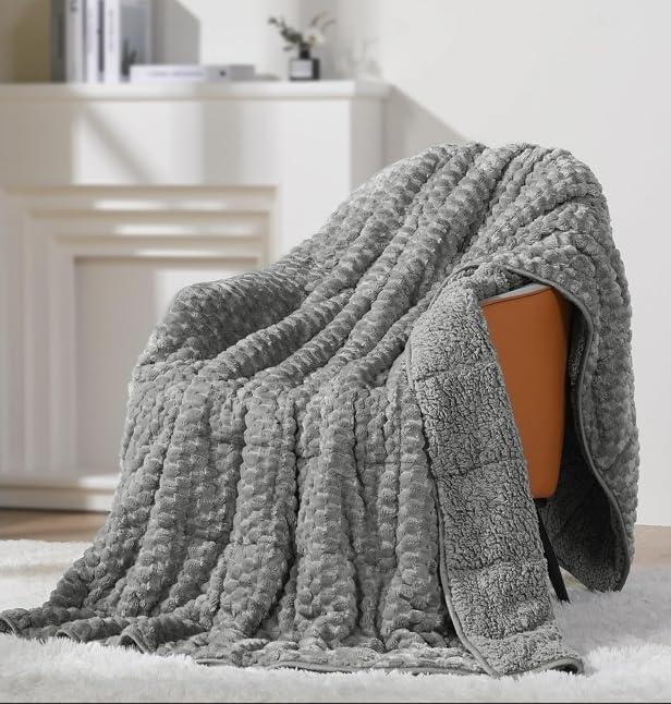 Super Soft Luxury Fleece Sherpa Weighted Blanket 15 lbs for Adults, Turtle Shell Fuzzy Cozy Fluffy Queen Size Weighted Throw, Ceramic Beads Washable Heavy Blankets for Couch Bed, Grey, 60" x 80"
