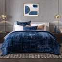 RECYCO Luxury Velvet Quilt Set Twin/Twin XL Size, Lightweight Velvet Comforter Set, Oversized Bedspread Coverlet Quilted Bedding Set, with 1 Matching Pillow Sham, for All Season, Navy Blue