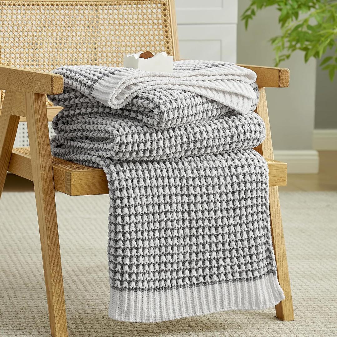 Amlie Home Knit Throw Blanket, Soft Chenille Cozy Breathable Pineapple Chunky Decorative Blanket for Couch, Bed & Sofa, French-Inspired Lightweight Warm Gift for Women, Gray, 60"x80"