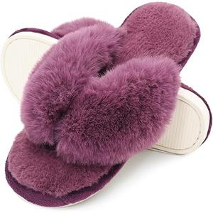 Onmygogo Plush Indoor Flip Flop Thong Slippers for Women Open Toe, Fuzzy Faux Fur Spa House Slippers, Size 38-39