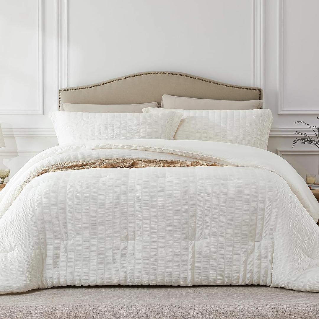 Quataly Beige Oversized Queen Comforter Set - 3 Pieces Seersucker Lightweight Bedding Comforter Sets (1 Soft Fluffy Comforter & 2 Pillowcases) - All Seasons Cozy Farmhouse Bed Sets for Women Men (Queen XL (98''*98''))