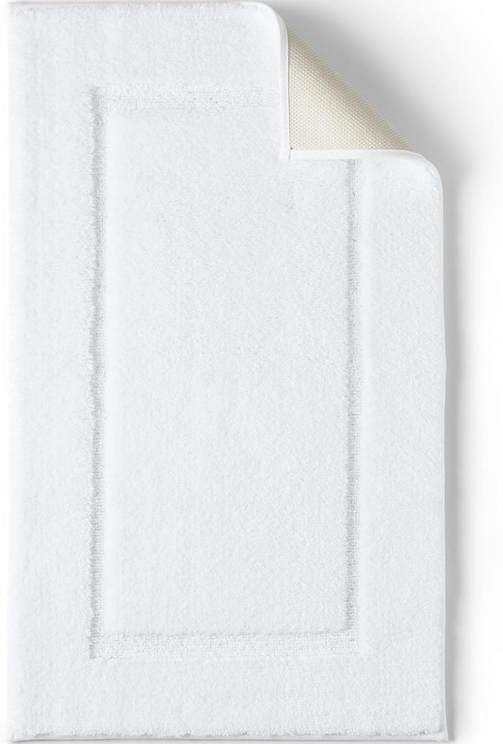Lands' End Non Skid Bath Rug White 16" x 23"