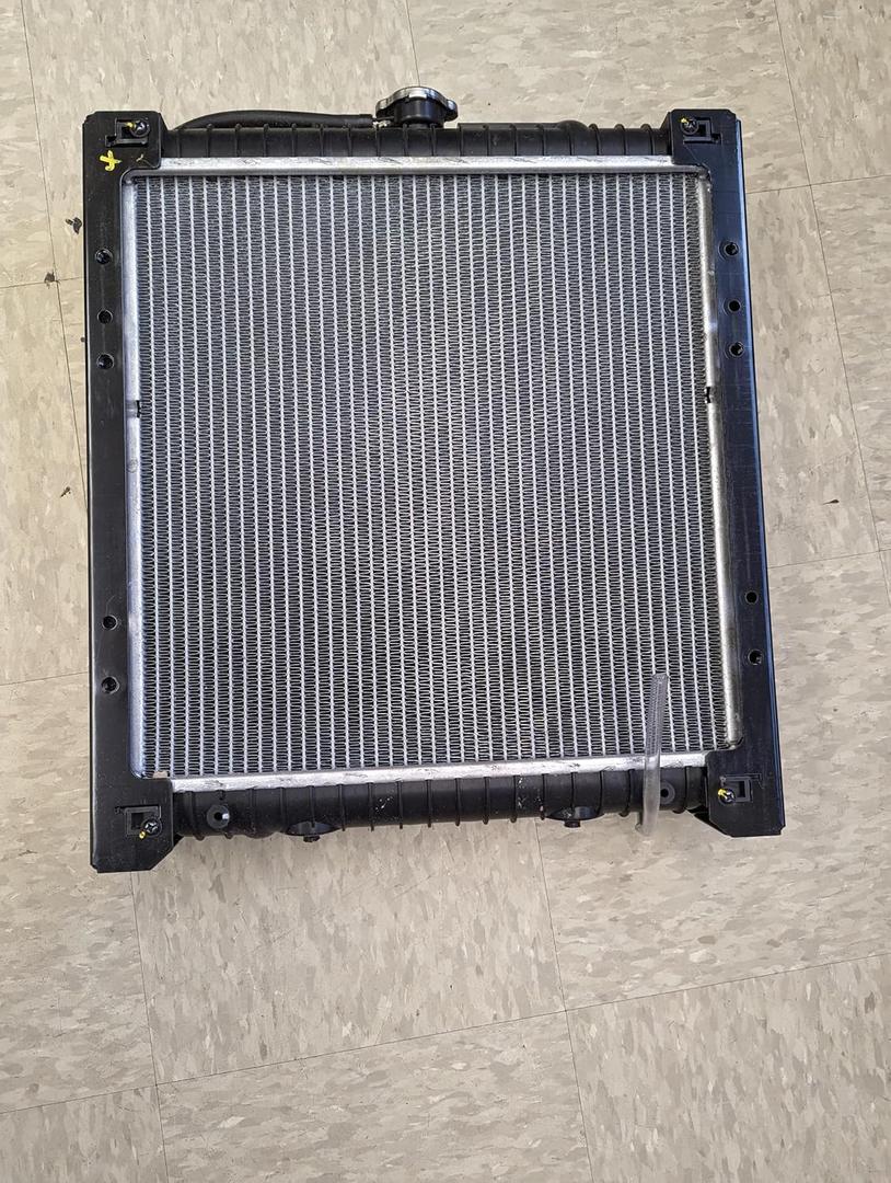 REPLACEMENT RADIATOR 40215931 FOR U5020.U5030 LS AND NEW HOLLAND