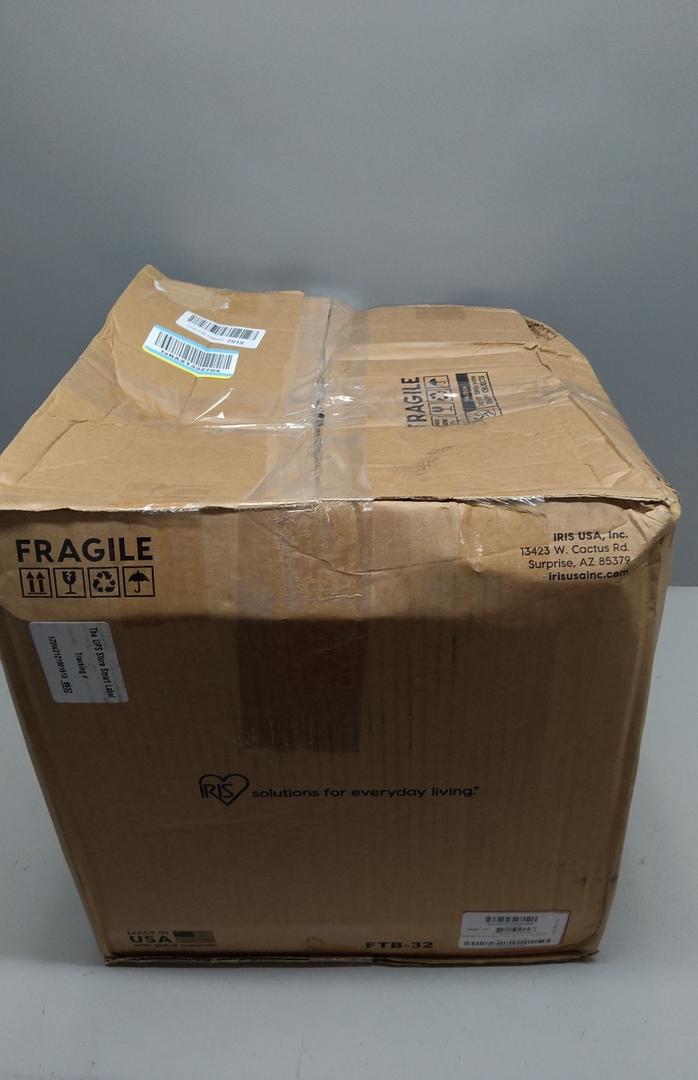 Storage containers