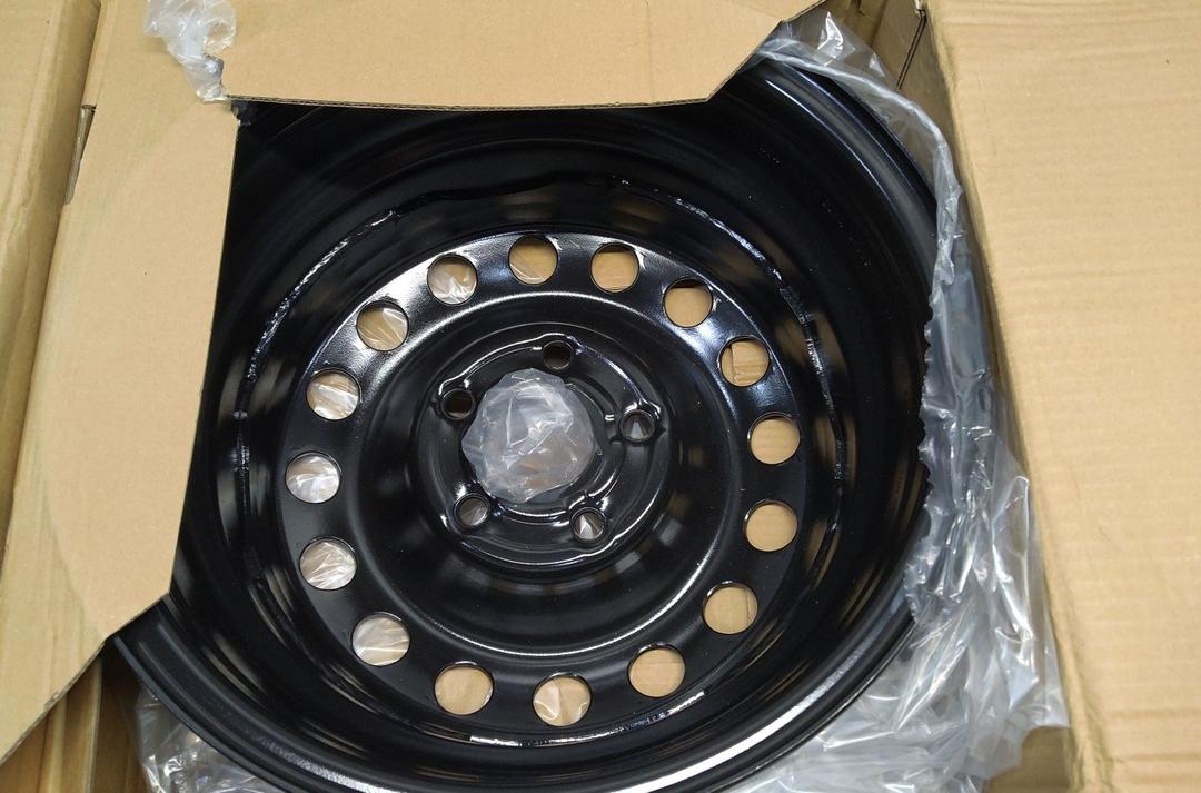 Dorman 939-194 Wheel Compatible with Select Toyota Models, Black