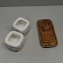 Dicunoy 2 Pack Ceramic Sugar Bowl with Lids and Spoons, Salt and Sugar Container, White Porcelain Sugar Coffee Container, Condiment Spice Pots with Wooden Tray for Bar Table, Kitchen, Countertop