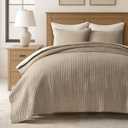 EVERGRACE Luxury Pearl Velvet Quilt Set Queen Size, 3 Pieces Lightweight Channel Tack-Stitch Velvet Comforter Set with 2 Shams, Quilted Bedspread Coverlet for All Season, Natural, 90"x92"