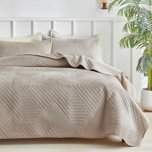 WARMDERN Ultrasonic Khaki Velvet Quilt Set Queen Size, Geometric Textured Striped Pattern Modern Quilt Bedding Set, 3 Piece Soft Microfiber Taupe Bedspreads Coverlet for All Season, Khaki, 90x96 inch
