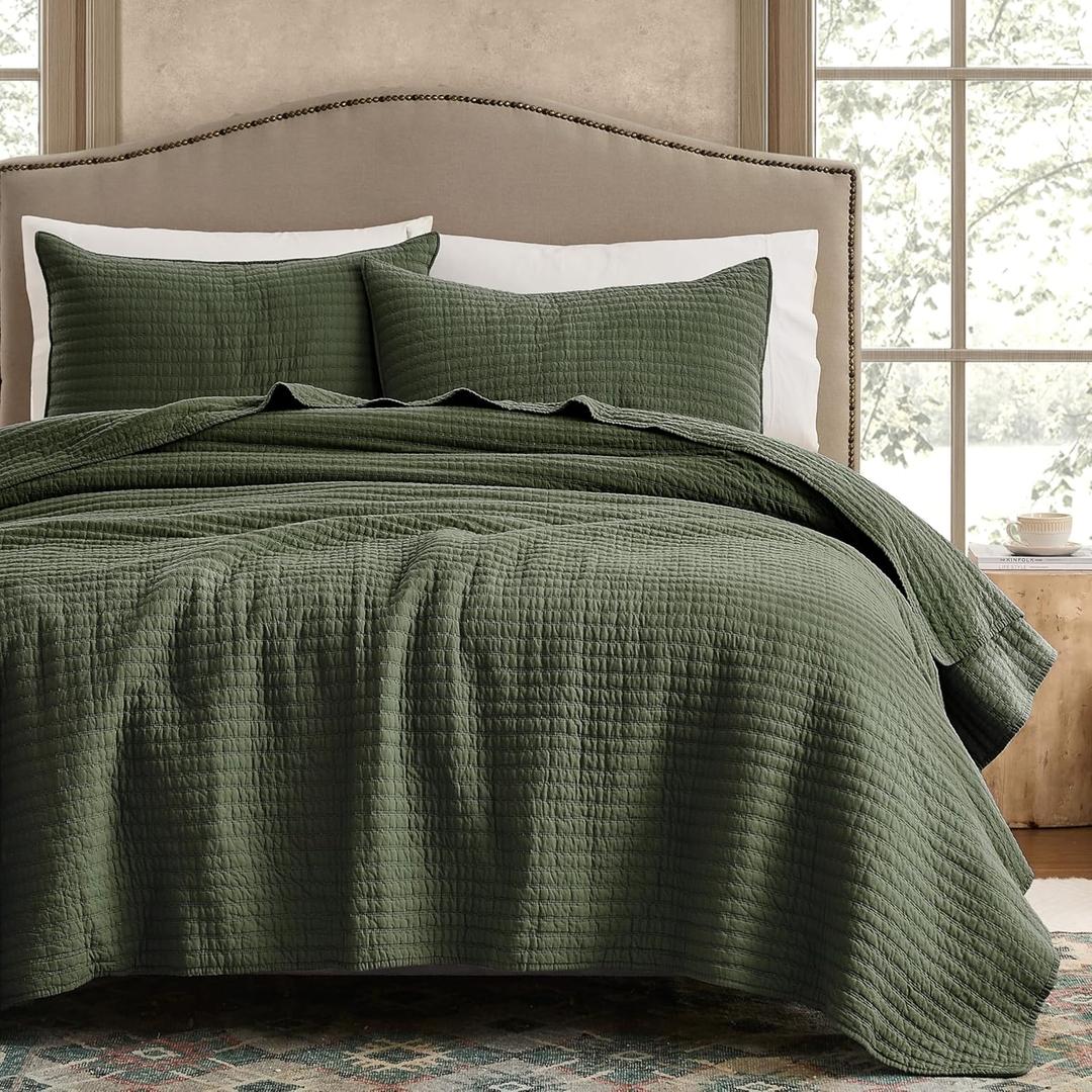 WDCOZY 100% Cotton King Size Quilt Set - Olive Green Striped Pick Stitch Soft Lightweight Bedspread, Textured Like Linen, Farmhouse Country Rustic Coverlet, Shabby Chic Gauze Bedding, 3 Pieces (King (106"x96"))