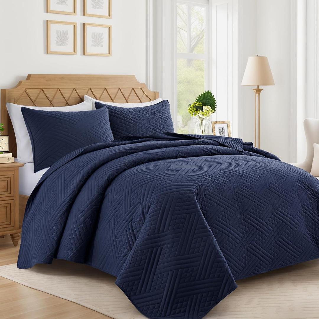 Lavsiry Navy Quilt Queen Size with Striped Pattern, Lightweight Soft Summer Thin Microfiber Bedspread & Coverlet Bedding Set for All Seasons - 3 Piece(1 Quilt, 2 Pillow Shams) (Full/Queen(90"x96"))