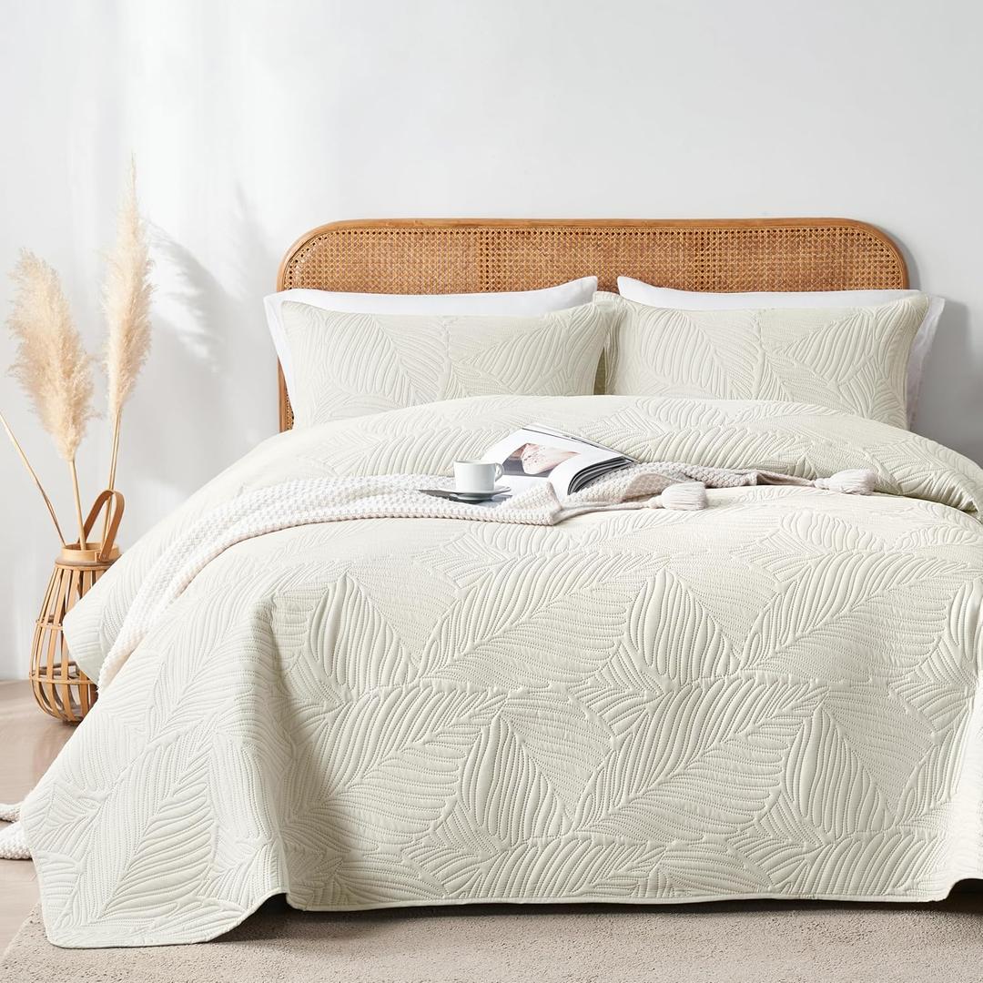 OARAGE Queen Quilt Bedding Set Soft Lightweight Cream Bedspread with Leaf Pattern,Ultrasonic Microfiber Bed Coverlet Full Size for All Season (1 Quilt, 2 Shams)