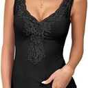 Elegant Women's Lace-Trim Tank Top M