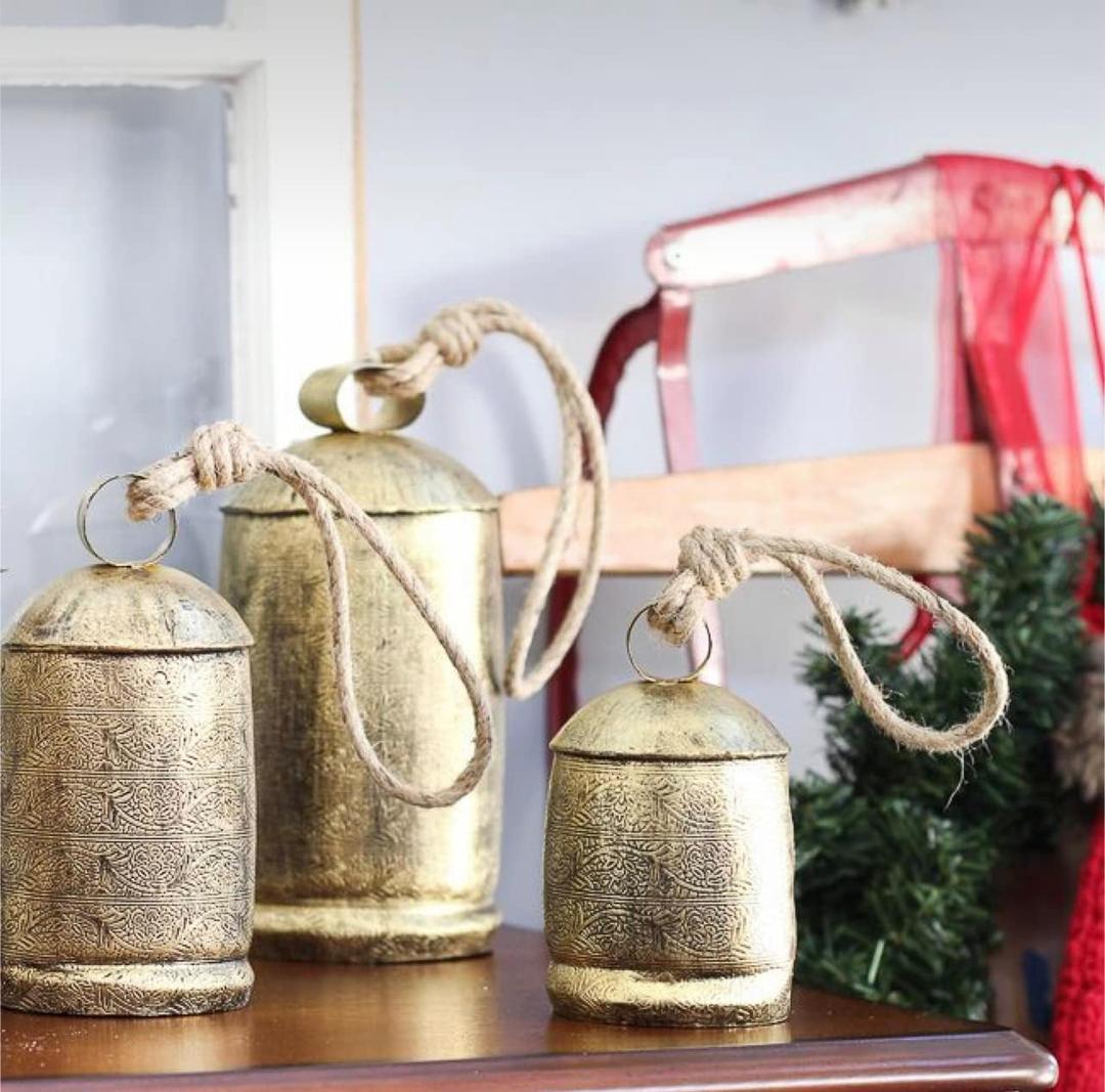 Vintage Rustic Lucky Tin Metal Cow Bells Handmade Set of 3 Giant Harmony Cow Bells Huge Bells On Rope Christmas Dcor 4" 6" 8" Bells Rustic Vintage Home Decor Gifts