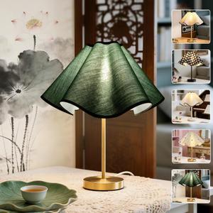 Small Scalloped Table Lamp Shades - Petal Lamp Shade for Table Lamps, Floor Lamps, bedside lamp and Pendant Light, UNO Fitter for E27, E26 and E14 Base (Dark Green, 3.5 * 15 * 7 inch - 1 Pack)