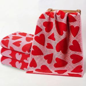 Peryiter 4 Pcs Valentines Day Hand Towels 3D Jacquard Red Heart Fingertip Towels for Bathroom 100% Cotton Soft Kitchen Decorative Set for Valentine Gift Bath Decorations (15.7'' x 26.7'') (Love)