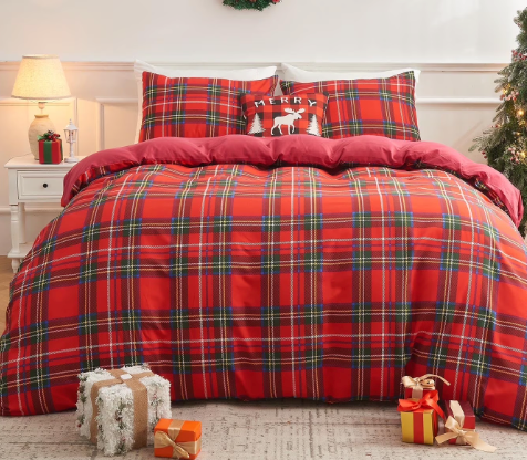 Go Green Duvet Cover Set Queen, Red, Christmas