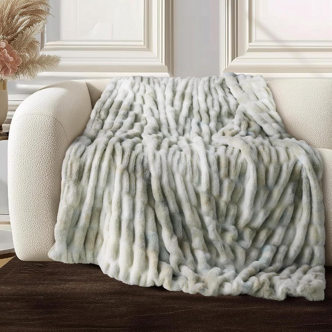 Ultra Soft Cozy Faux Fur Throw Blanket, Fuzzy Plush Thick Fur Blanket, Oversize Luxury Fluffy Blanket for Couch, Sofa, Bedroom, and Living Room,50x60 Inches, Double Sided Tie-Dye Light Grey