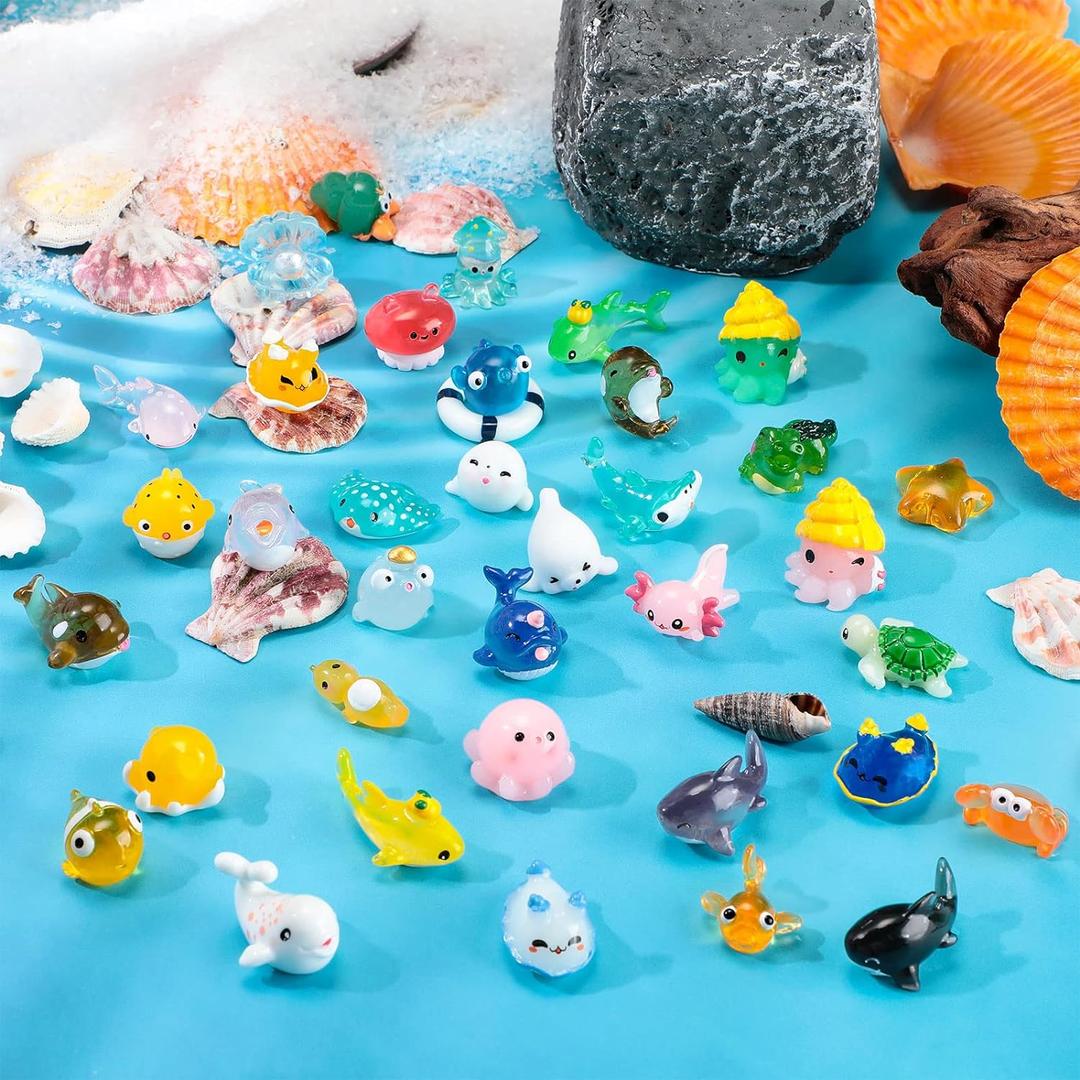 Qunclay 36 Pcs Ocean Mini Figurines Resin Axolotl Miniature Animals Figurine Tiny Resin Trinkets Marine Aquarium Ornaments Dollhouse Decorations for DIY Fish Tank Potted Garden Accessory (Cute)