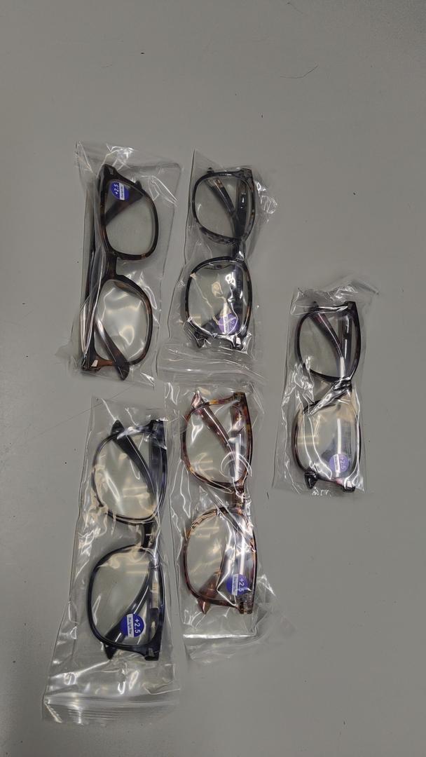 CCVOO +2.5 Clear Vision Reading Glasses for Women – 5Pack Blue Light Filtering Readers with Spring Hinges 