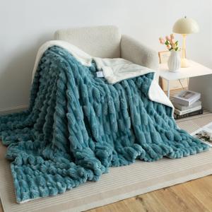 UKELER Cozy Sherpa Bed Blanket Queen Size 80 x 90 inch, Thick Striped Throw Blanket for Bed Couch Sofa Camping, Great Gift for Mother's Day, Father's Day, Thanksgiving, Christmas,New Year's Day, Blue