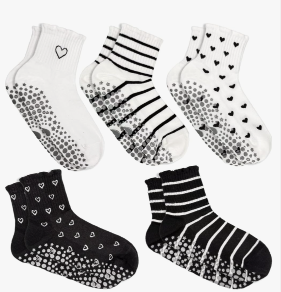 ERMO NKES Cute Yoga Socks for Women, Non Slip Grip Pilates Barre Crew Socks with Heart Bow, US Size 5-9