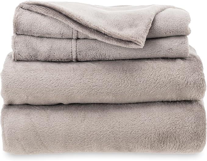 Berkshire Blanket Classic VelvetLoft® Warm Sheet Set, King Size Sheet Set, 4 Piece Velvety Soft Heavyweight Flannel Bedding with Deep Pockcets (King)