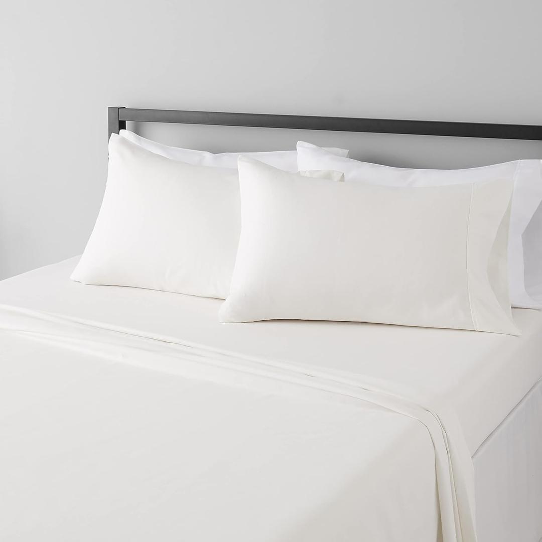 Amazon Basics Lightweight Super Soft Microfiber 4 Piece Sheet Set, Wrinkle Resistant, with 14-Inch Deep Pockets, Full, Cream, Solid