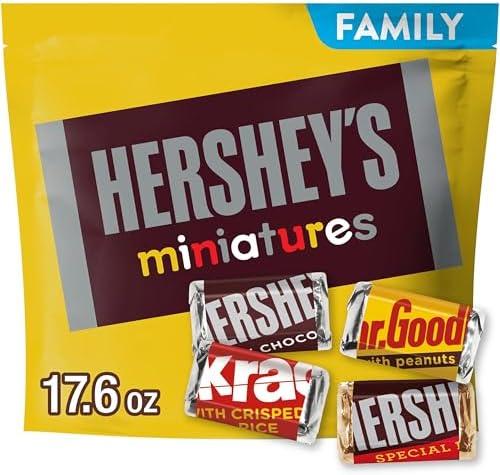 HERSHEY'S Miniatures Assorted Chocolate Candy Family Pack, 17.6 oz Pack of 2, Best Before 10 2025 