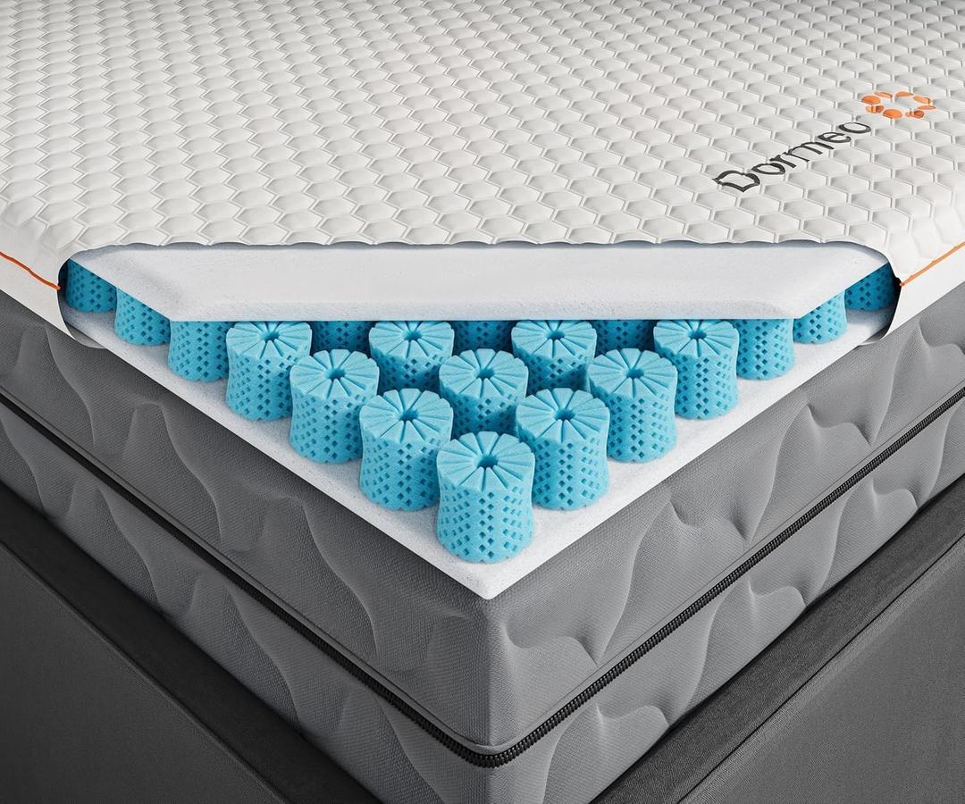 Dormeo Premium Queen Cooling Mattress Topper - 3-Zone Octaspring Technology for Optimal Back Support, Anti-Slip Bottom