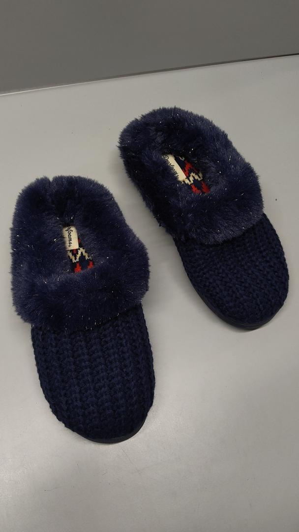 Dearfoams Women's Memory Foam Cozy Soft House Slippers Gifts for Women Hannah Knit Clog House Shoes Size 7-8