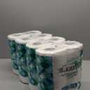 Amazon Brand - Presto! Kitchen Paper Towels - Flex-a-Size, 128 Sheet Family Roll, 8 Rolls (4 Packs of 2), White