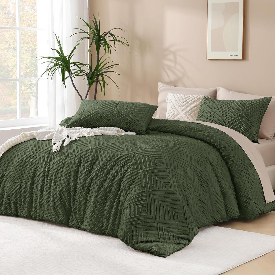 Andency Olive Green California King Comforter Set, 3 Pieces Boho Men Bedding Set & Collections, Farmhouse Tufted Fluffy Bedding Comforter Set for All Seasons (1 Comforter 104x96In, 2 Pillowcases)