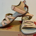 NEW IN BOX Women's Size 8 - ZeroXposur Sandal Outdoor Strappy Shoe Tan  6.5