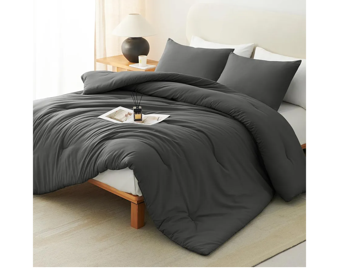 CozyLux Queen Comforter Set Dark Grey, 3 Pieces Solid Dark Gray Breathable Quilted Style Bedding Sets, Luxury Soft Microfiber Down Alternative Comforter for All Season (1 Comforter & 2 Pillowcases)