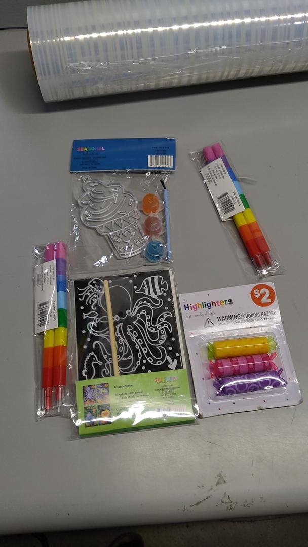 Kids  Art Pictures Assortment, 
Crafts Activities