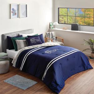 Lacoste Big Croc 100% Cotton Percale Comforter Set, Navy, King
180 Thread Count, Reversible Duvet & Pillow Shams, Soft Breathable, Iconic Croc Logo, Oeko-Tex Certified, Machine Washable