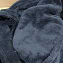 Amazon Essentials Men's Mid-Length Plush Bathrobe, Navy, X-Small-Small
