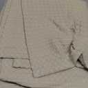 Waffle Knit Throw Blanket, Ultra Soft Lightweight & Breathable All-Season Blankets for Queen/King Size Bed, Waffle Weave Blanket for Home Decor, Office, Couch & Gift Giving (90x108 Inch)