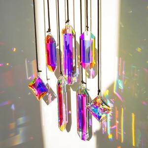 HDCRYSTALGIFTS Set 7 Crystal Sun Catcher Prisms, AB Colored Suncatcher Crystals Indoor Window Hanging Ornaments Rainbow Maker Prisms for Home Garden Decor