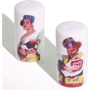 Ceramic Salt and Pepper Shakers Set - Cute Salt Shaker and Pepper Shaker for Kitchen Table Decor - Vintage Style Farmhouse Salt & Pepper Dispenser (White)