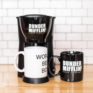 Uncanny Brands The Office Single Cup Coffee Maker Gift Set with 2 Mugs