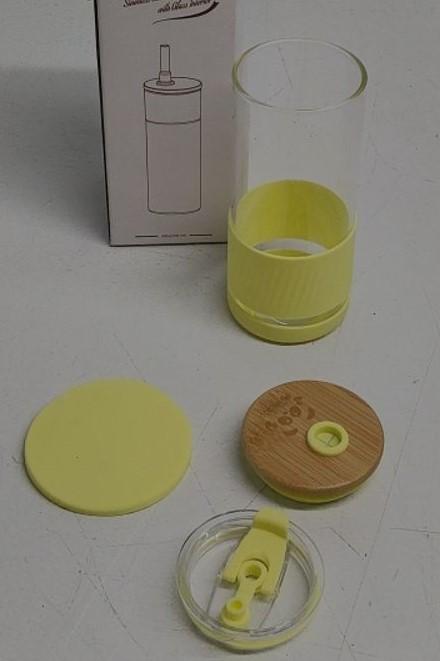 Glass Cups With Lids and Straws -20 Fl Oz- Perfect Size Iced Coffee Cup - Smoothie Cup and On the go Lid (Sunny Lime, 1 Count (Pack of 1)