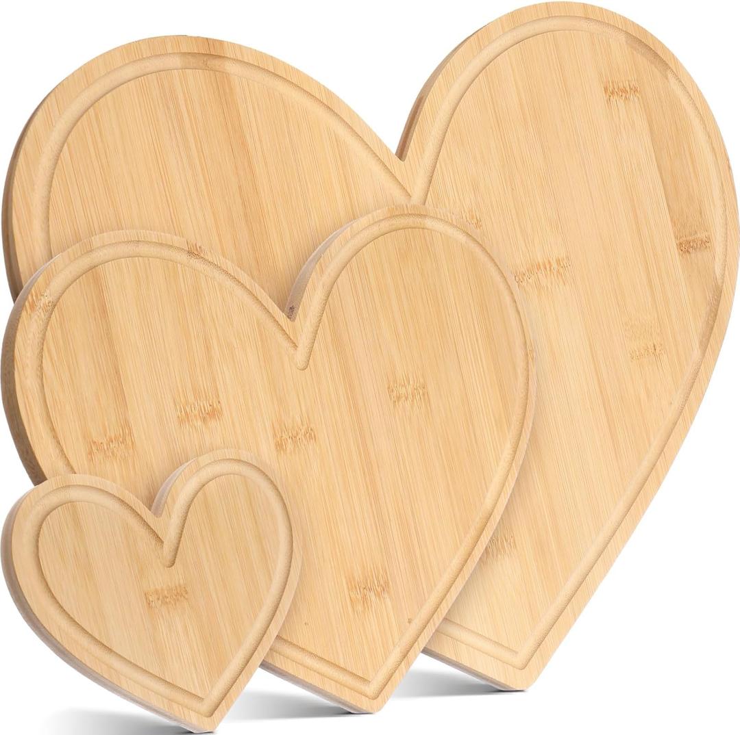 Patelai 3 Pcs Valentine's Day Heart Charcuterie Board 3 Sizes Bamboo Wood Heart Shaped Cutting Boards Wooden Serving Tray Bread Pizza Cheese Serving Tray for Kitchen Wedding Baby Shower Prize Favor