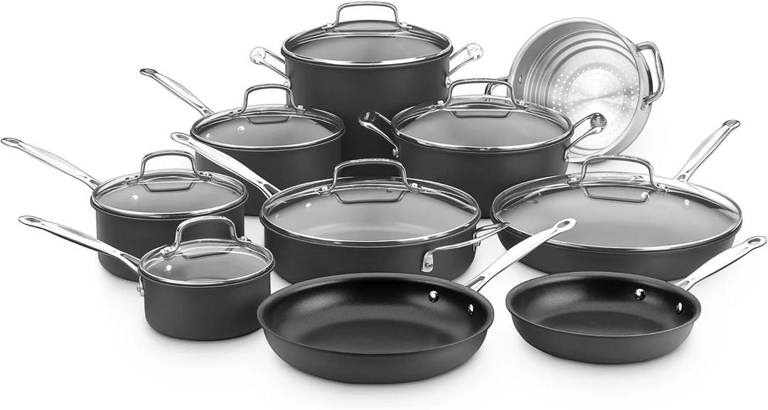 Cuisinart Chef’s Classic 17-Piece Nonstick Hard-Anodized Set, 66-17N
Quantanium titanium-reinforced non-stick surface, hard-anodized body for even cooking, 17-piece cookware set