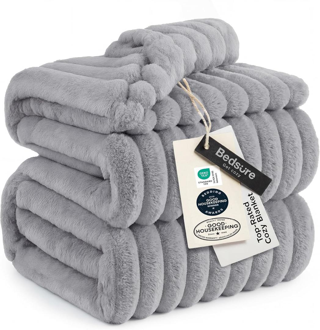 Bedsure GentleSoft Blankets Queen Size for Bed - Cozy Soft Blankets for Women, Cute Large Fleece Throws for Girls, Light Grey, 90x90 Inches