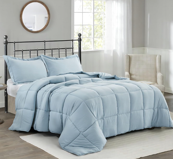 HIG Pre Washed Down Alternative Comforter for Twin - Reversible Chic Quilt Design - Lightweight for All Season - Blue Duvet Comforter, Sky Blue