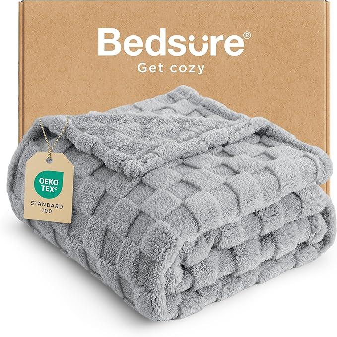 Bedsure Fleece Throw Blanket for Bed - Soft Cosy Checkered Blankets for Sofa, Fluffy Warm Double Throw for Women and Girls, Grey, 152x203 cm