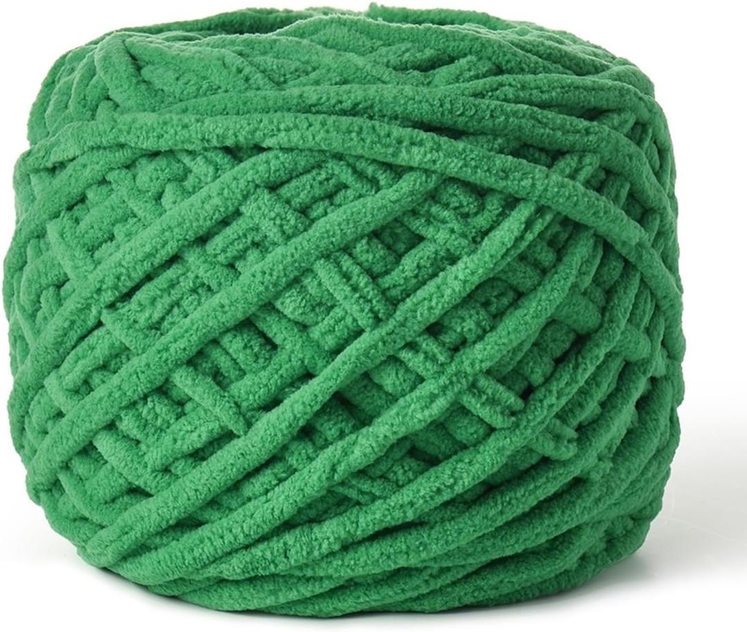 Fluffy Chenille Chunky Yarn for Crocheting 100g(65.6yd) - Baby Yarn for Crocheting Soft - Velvet Yarn for Crochet Blanket - Amigurumi Crochet Yarn (Green)